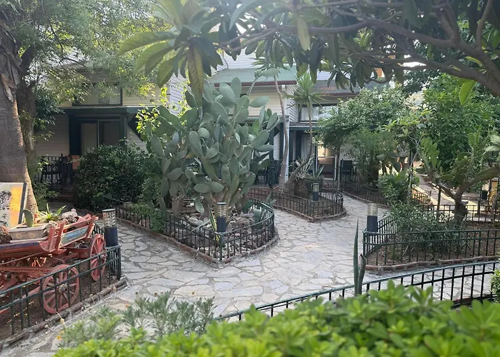 Beachwood Villas