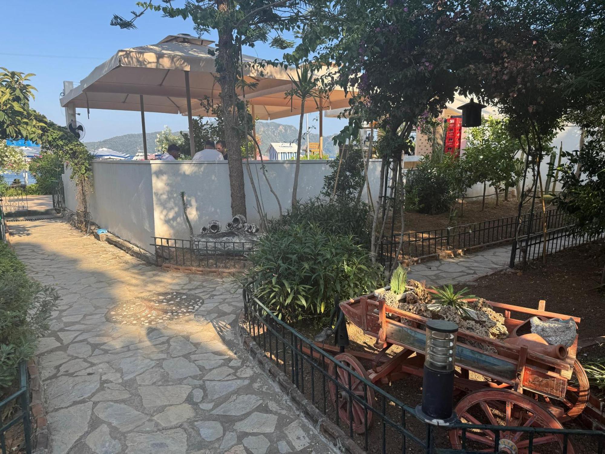 Beachwood Готель